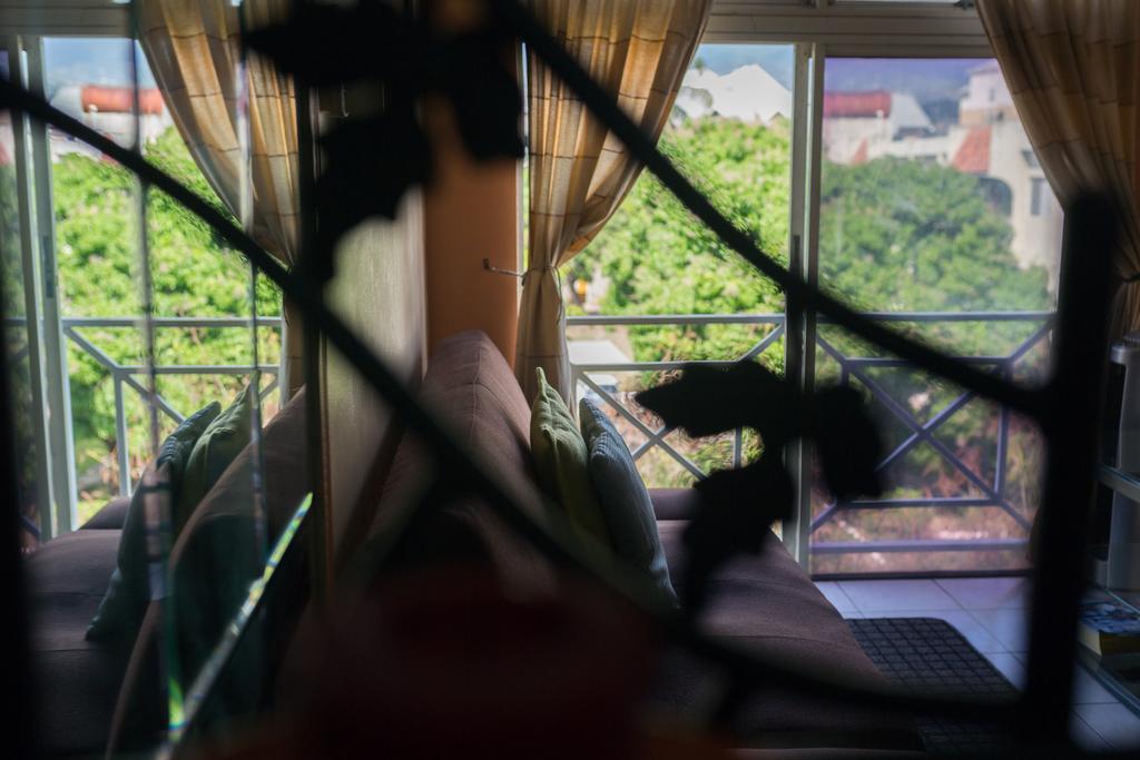 Cozy Accommodations Κίνγκστον Εξωτερικό φωτογραφία